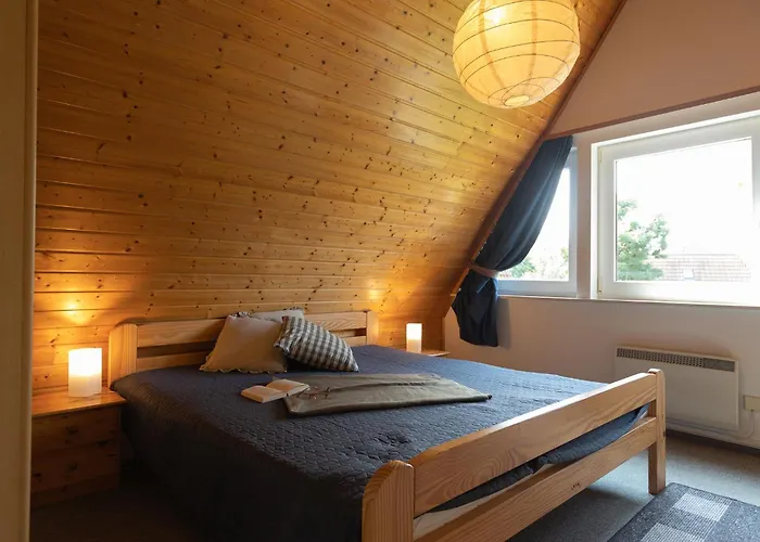 בית נופש Westertill 33 *